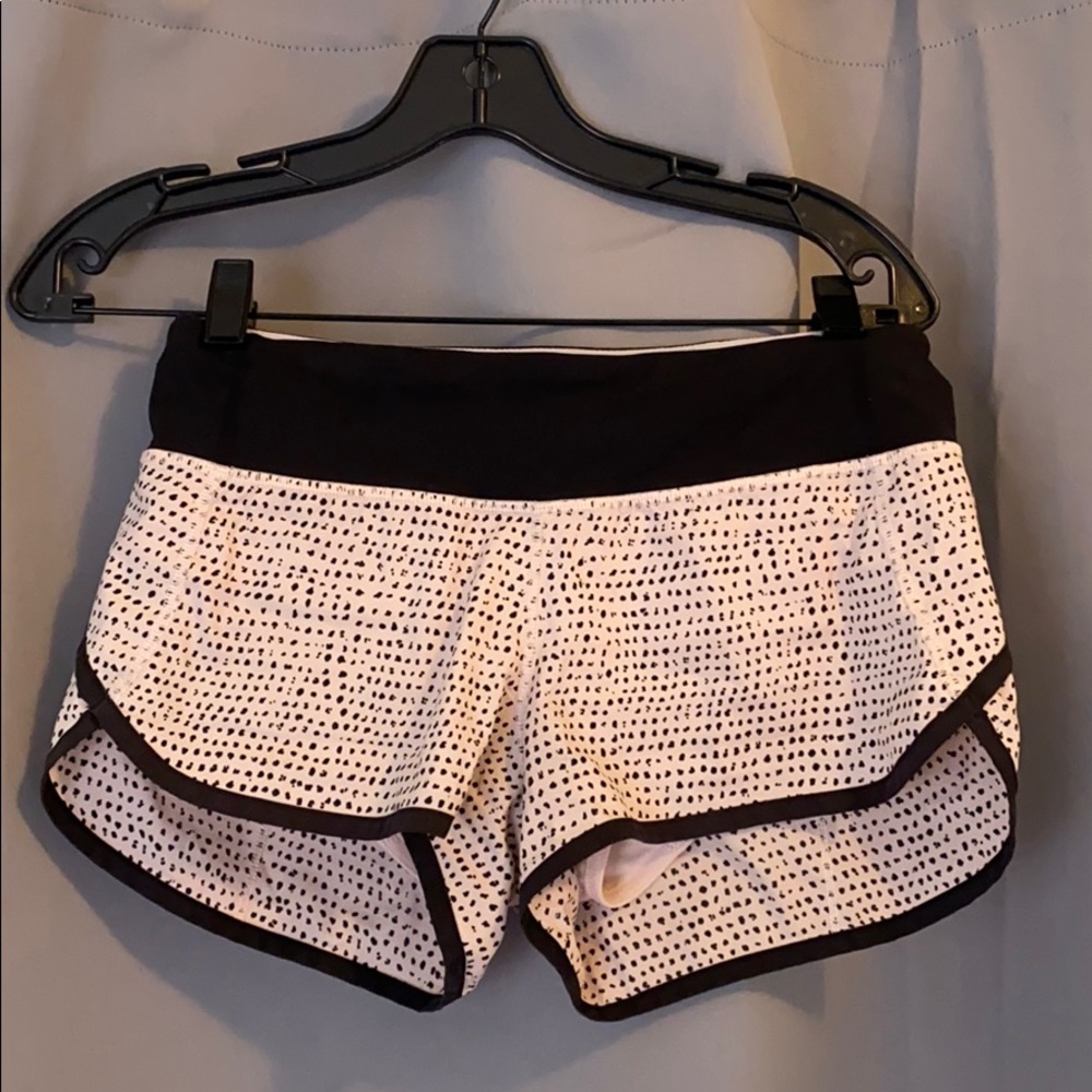Lululemon shorts💫